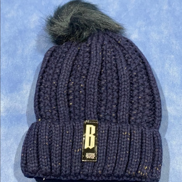Item #236 NWT Matching Beanie w/ Turtleneck Scarf - Picture 3 of 6